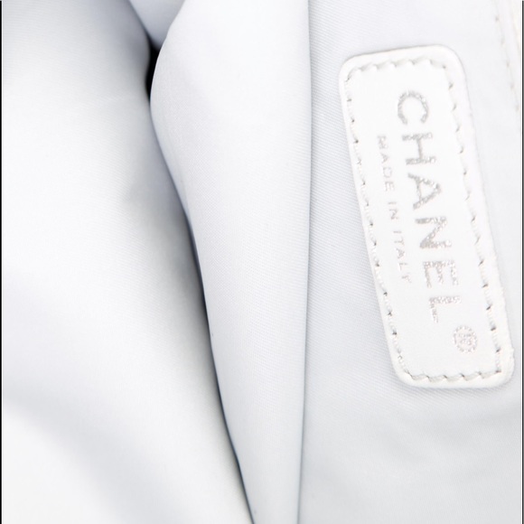 Chanel Paris-Biarritz XL Hobo - Picture 2 of 5